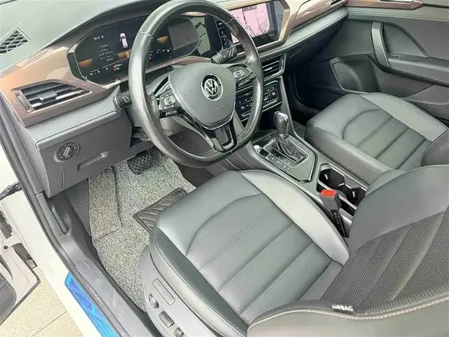 VOLKSWAGEN THARU LUXURY 2022