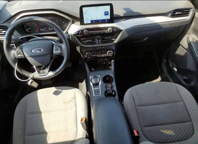FORD ESCAPE SE 2021