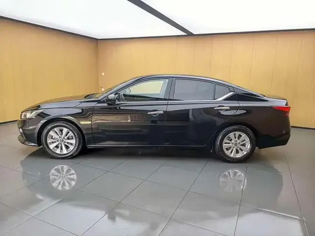 NISSAN TEANA 2021