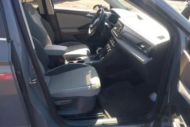 VOLKSWAGEN TAOS SE 2023