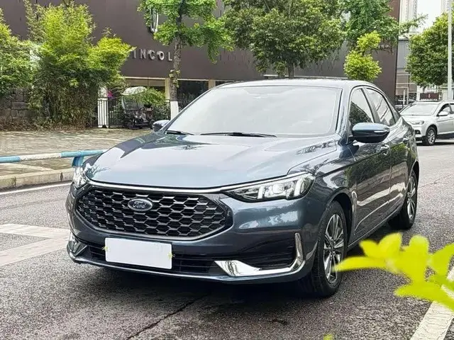 FORD FOCUS 2021
