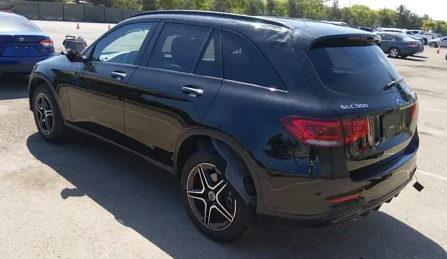 MERCEDES-BENZ GLC 4MATIC SUV 2022