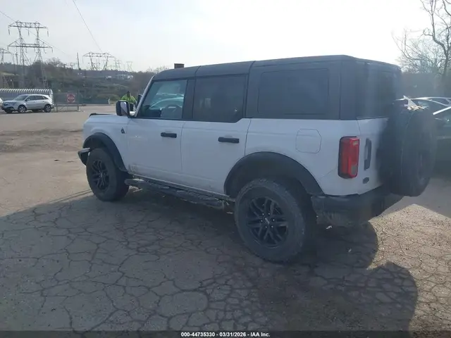 FORD BRONCO BLACK DIAMOND 2023