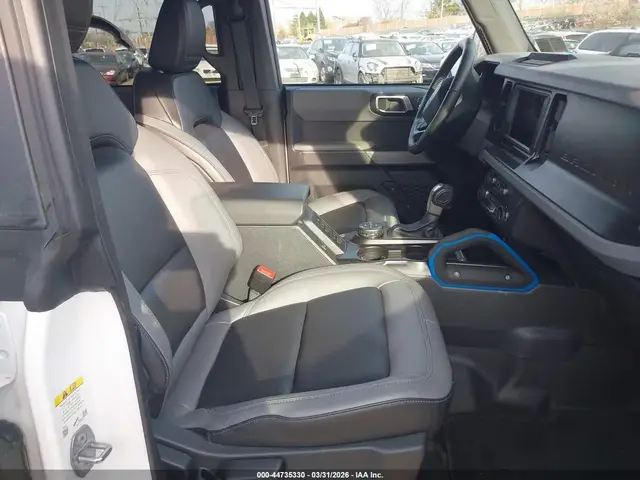 FORD BRONCO BLACK DIAMOND 2023