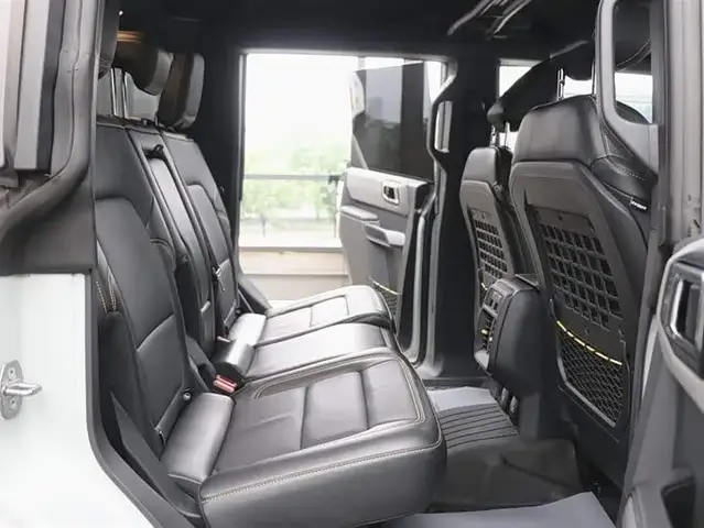 FORD BRONCO 2024
