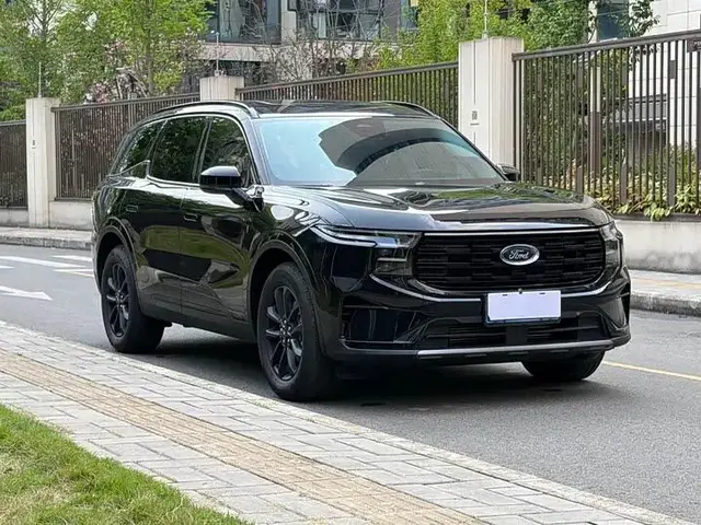 FORD EDGE L 2 2024