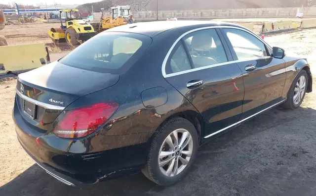 MERCEDES-BENZ C-CLASS C 300 2021