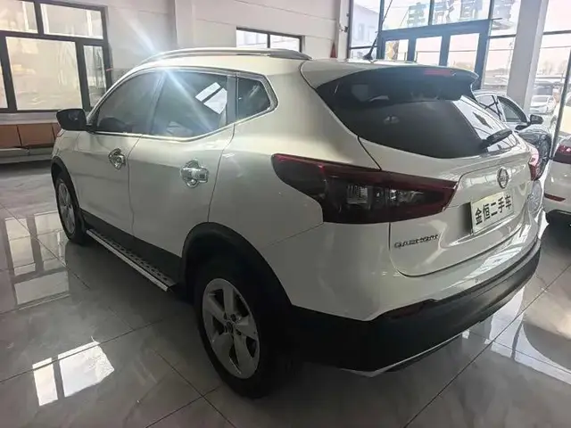 NISSAN QASHQAI 2023