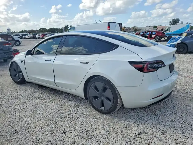 TESLA MODEL 3 RWD 2021