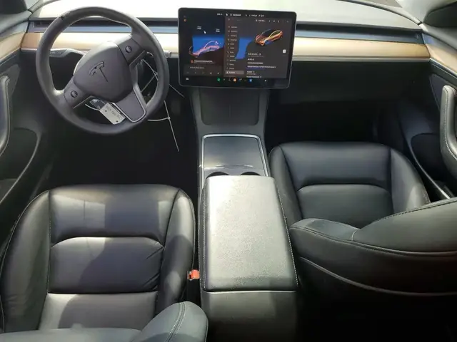 TESLA MODEL 3 RWD 2021
