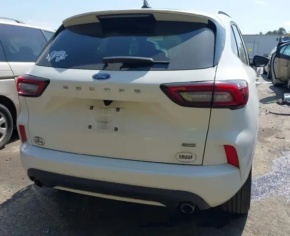 FORD ESCAPE ST-LINE 2024