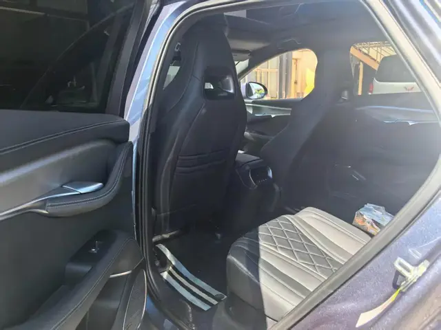 BYD DEA LION 07 EV 2024