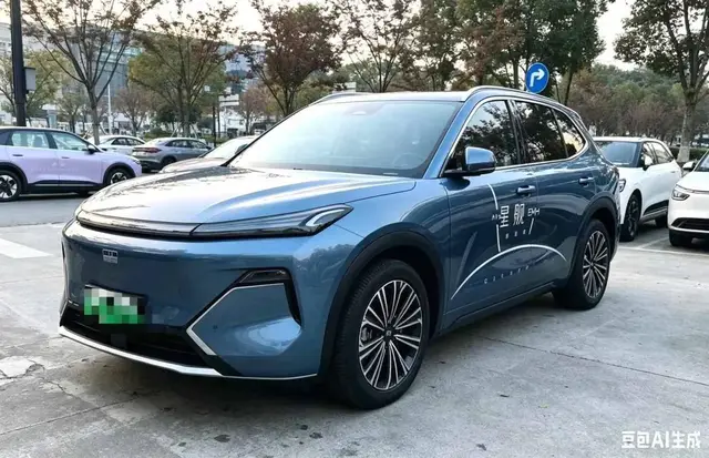 GEELY GALAXY STARSHIP 7 2025