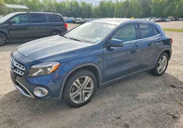MERCEDES-BENZ GLA 250 4MATIC 2019