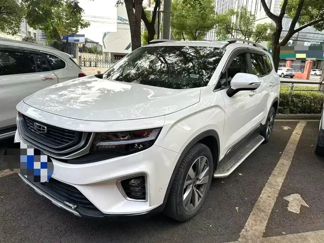 GEELY OKAVANGO 2022