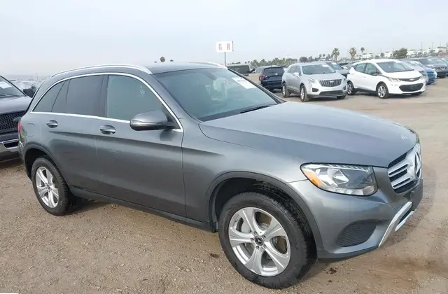 MERCEDES-BENZ GLC 300 2018