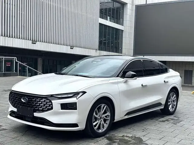 FORD MONDEO LUXURY 2022