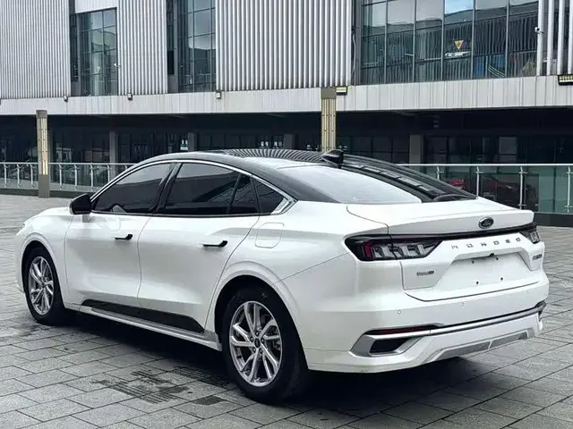 FORD MONDEO LUXURY 2022