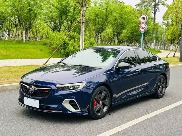 BUICK REGAL PREMIUM 2019