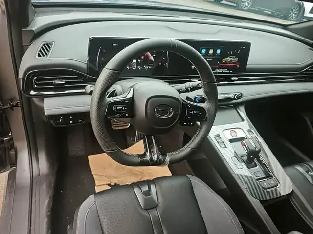 TOYOTA SHADOW LEOPARD 400T AUTOMATIC 2023