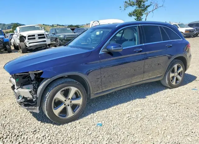 MERCEDES-BENZ GLC 300 2017