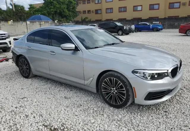 BMW 530E 2019