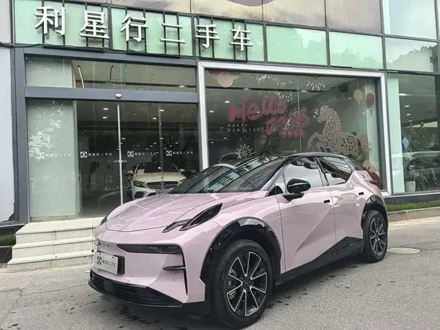 ZEEKR X 2025