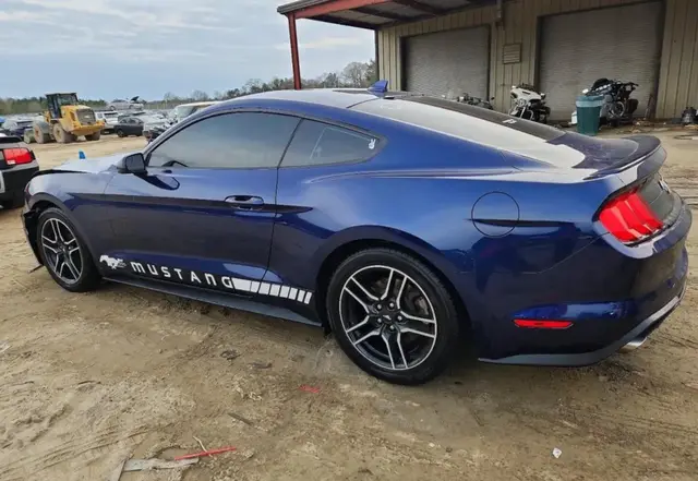 FORD MUSTANG 2020