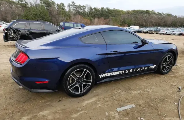 FORD MUSTANG 2020