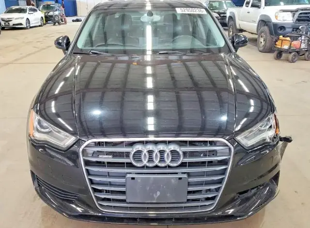 AUDI A3 PREMIUM 2015