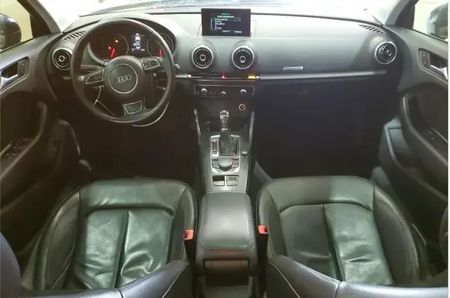 AUDI A3 PREMIUM 2015