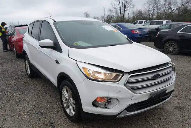 FORD ESCAPE SE 2019