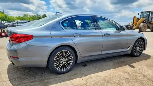 BMW 530XE 2019