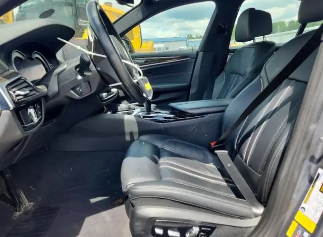 BMW 530XE 2019
