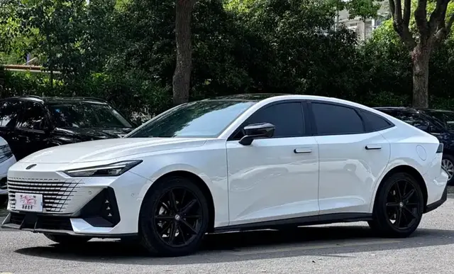 CHANGAN UNI-V PREMIUM 2022