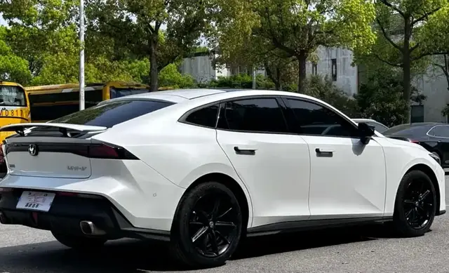 CHANGAN UNI-V PREMIUM 2022
