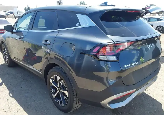 KIA SPORTAGE EX 2023