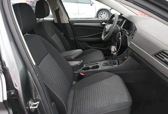 VOLKSWAGEN JETTA 2022