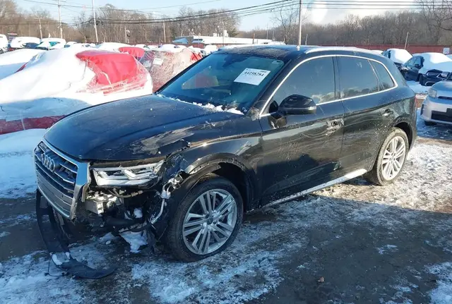AUDI Q5 2.0T PREMIUM/2.0T TECH PREMIUM 2018