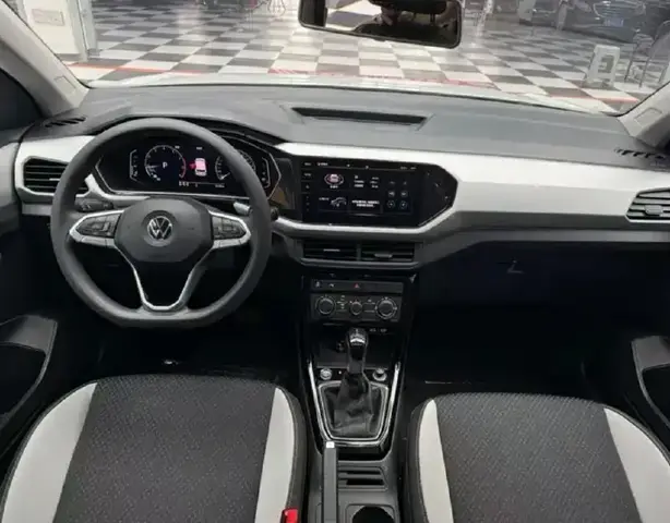 VOLKSWAGEN T-CROSS 2021
