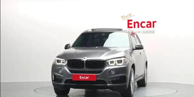 BMW X5 КОМФОРТ-САЛОН ПАНОРАМА ДОВОДЧИКИ ДВЕРЕЙ ЭЛЕКТРОПРИВОД БАГАЖНИКА КАМЕРЫ И ПОЛНЫЙ ПАКЕТ АССИСТЕНТОВ. С 2017
