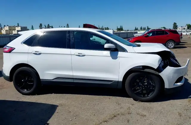 FORD EDGE SEL 2023