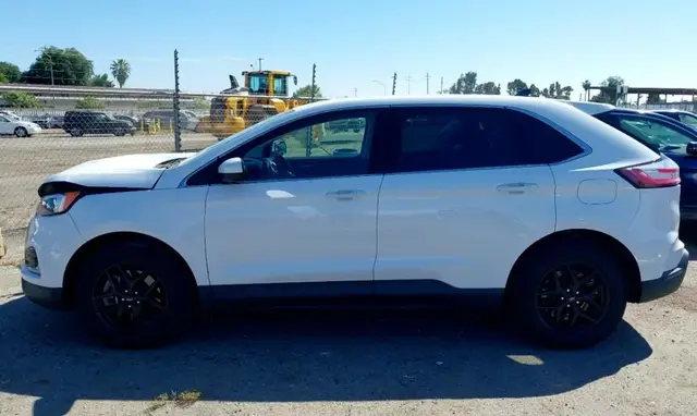 FORD EDGE SEL 2023