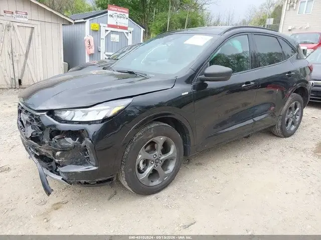 FORD ESCAPE ST-LINE FWD 2023