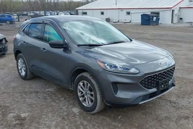 FORD ESCAPE SE 2022