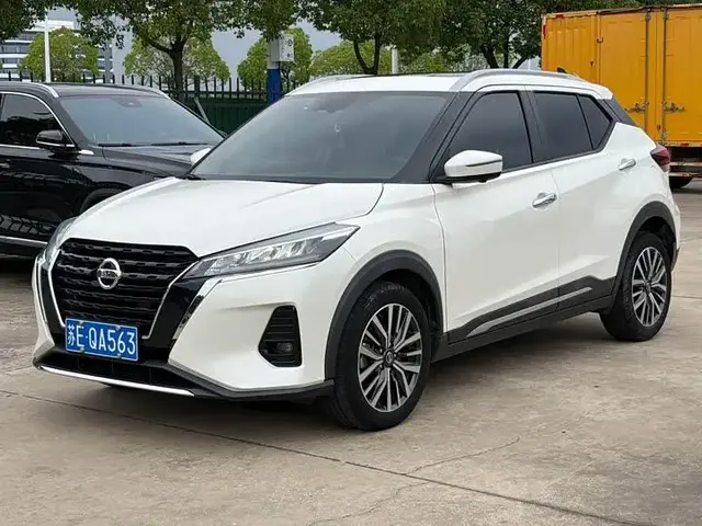 NISSAN KICKS LUXURY 2022