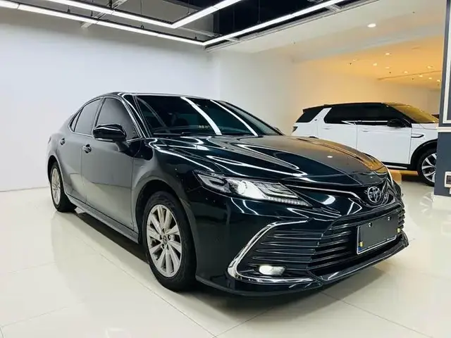 TOYOTA CAMRY LUXURY 2022