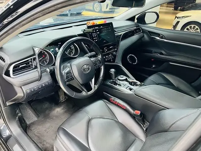 TOYOTA CAMRY LUXURY 2022
