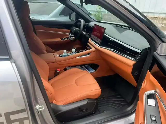 GEELY BOYUE 2025