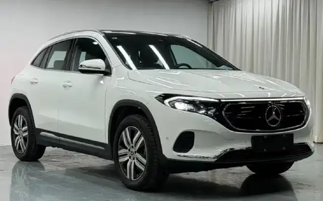 MERCEDES-BENZ EQA 2023